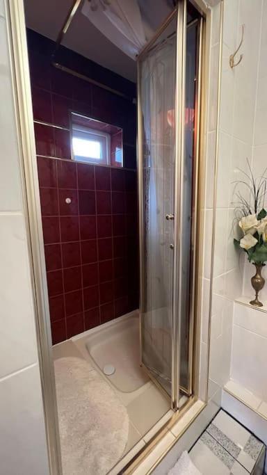 Palaz 6 - 2 Bedroom Flat Edmonton Zewnętrze zdjęcie