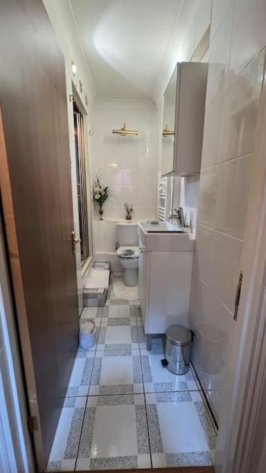 Palaz 6 - 2 Bedroom Flat Edmonton Zewnętrze zdjęcie
